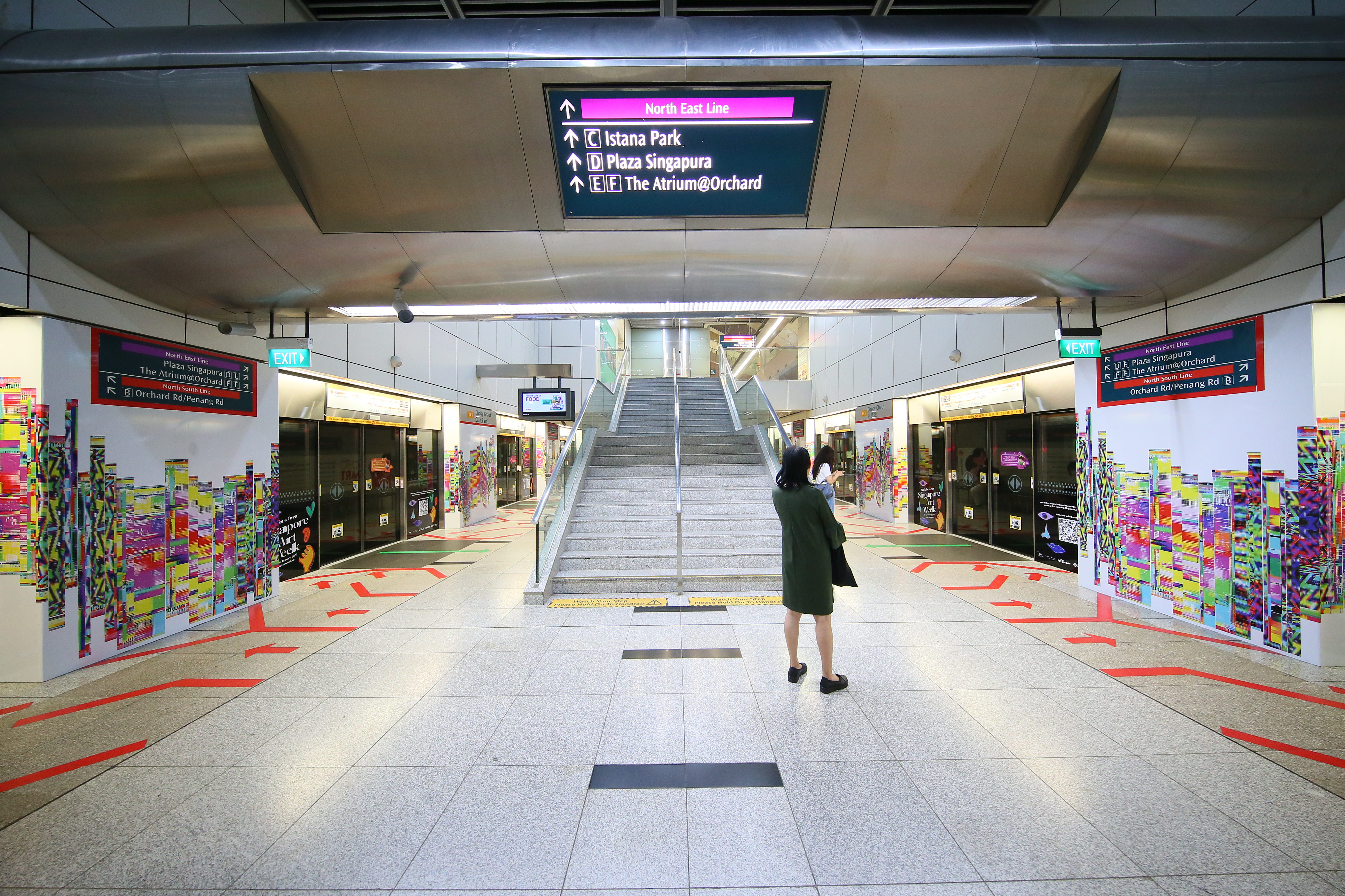 Image of wallscape at Tampines MRT station